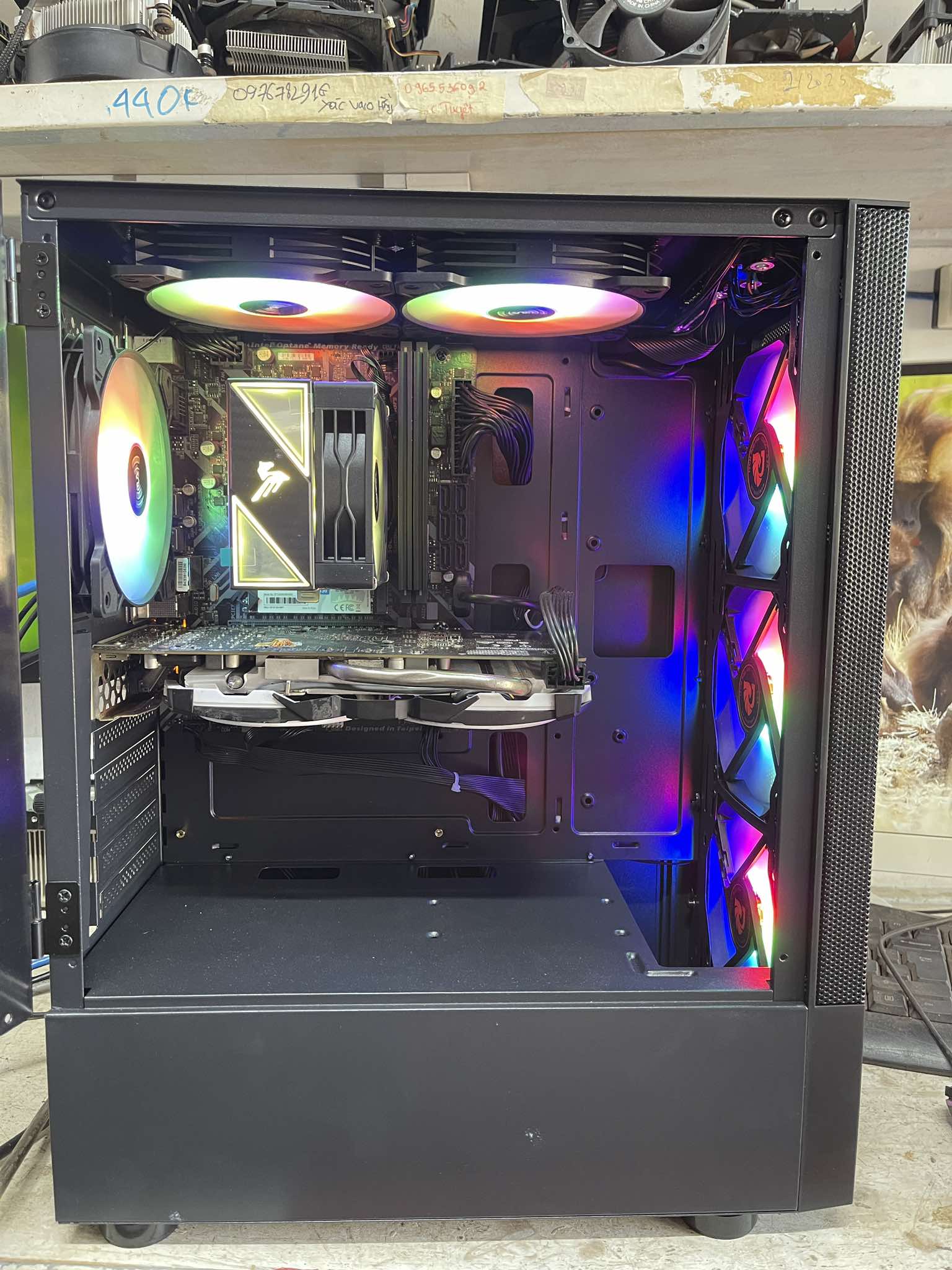 Bộ PC Gaming GIGABYTE B360 I5 - 9400F RAM 16GB SSD NVME 256GB  CARD ASUS ROGSTRIX RX570 4GB GAMING