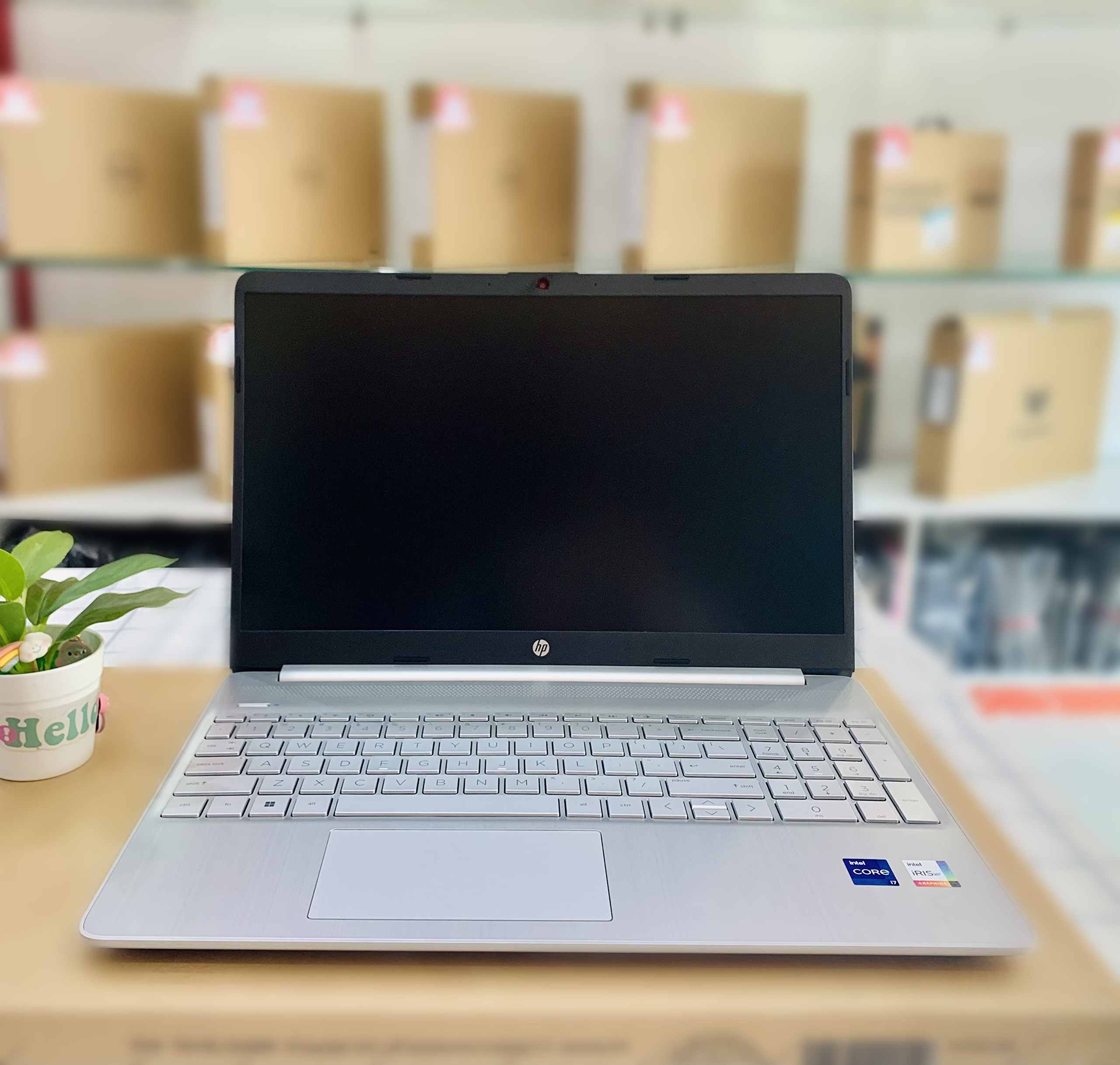 Laptop HP 15S FR5005TU 